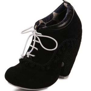 Irregular Choice Teacup Booties Sz 8.5